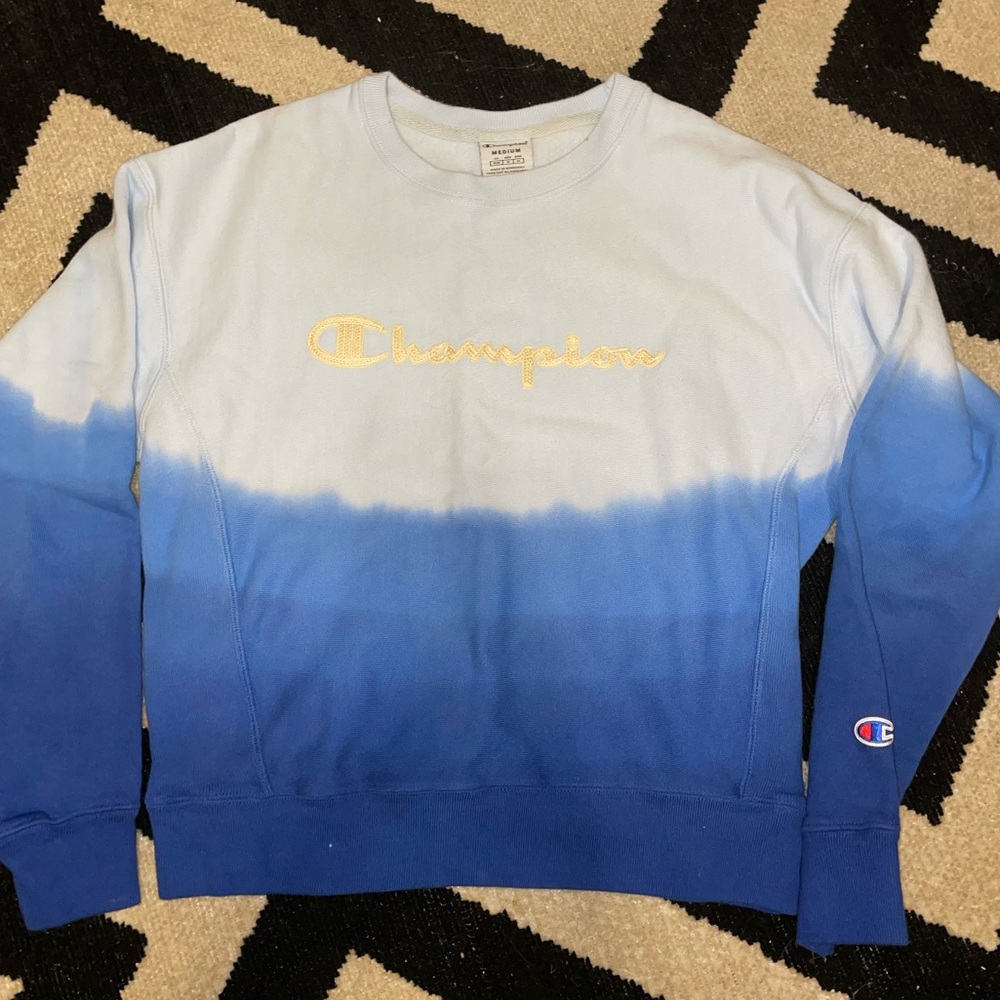 Champion Ombré Wash Crew Neck